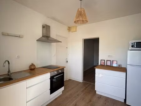 appartement meublée centre ville ernée