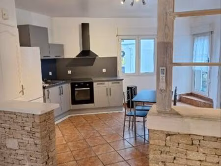 appartement meublé t3  avec climatisation et balcon