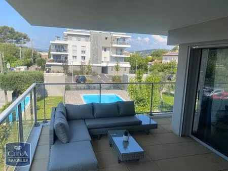 location appartement 2 pièces 42m² le cannet 06110