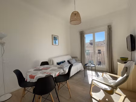 location appartement 2 pièces 35m² le lavandou 83980