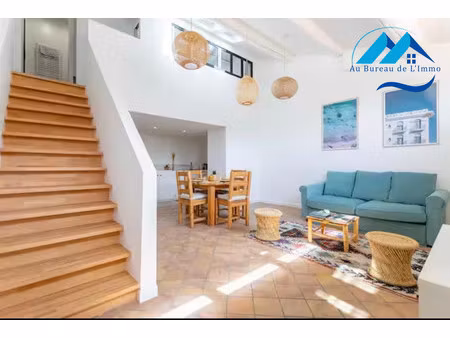 location appartement 2 pièces 51m² marseille 1er