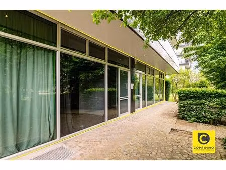 commercieel te koop in berchem
