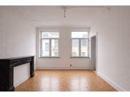 appartement à vendre à rue jules bouillon 21 ixelles (vbe39102)
