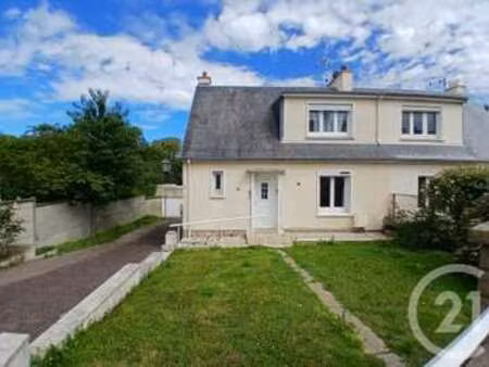 vente maison à granville (50400) : à vendre / 104m² granville