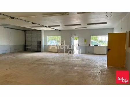 location local d’activités saint claude de diray 41350 225m²