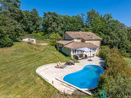 maison de charme  en pierrres avec vue panoramique