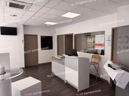 location local d’activités cesson sevigne 35510 560m²