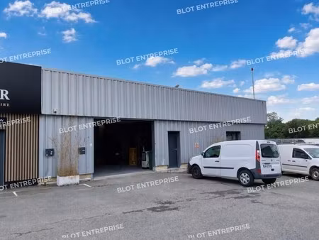 location local d’activités taden 22100 250m²