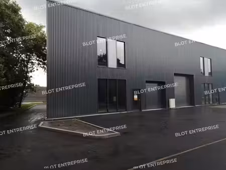 location entrepôt vern-sur-seiche 35770 160m²