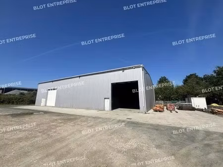 location local d’activités heric 44810 607m²