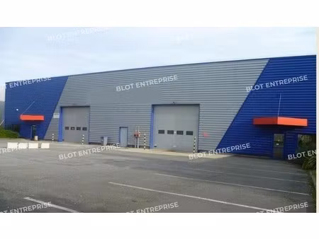 location local d’activités saint herblain 44800 1080m²