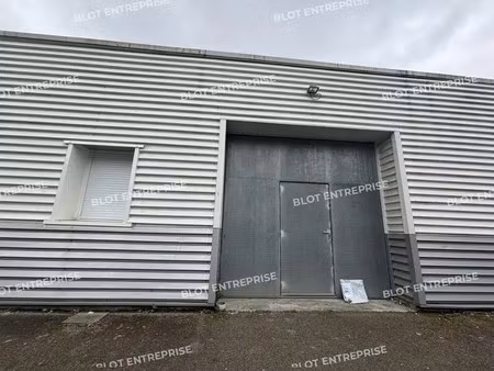 location local d’activités sainte luce sur loire 44980 130m²
