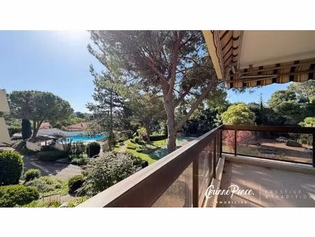 nimes centre quartier cigale appartement 82 m2 terrasse 25m2 2 places de parking dans...
