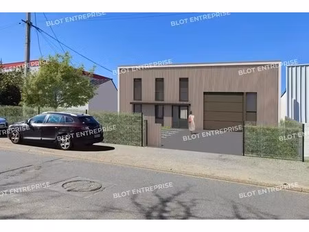 location local d’activités cesson sevigne 35510 475m²