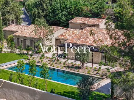 maison en pierre maussane les alpilles