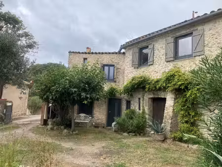 secteur st hilaire  maison en pierre rénovée