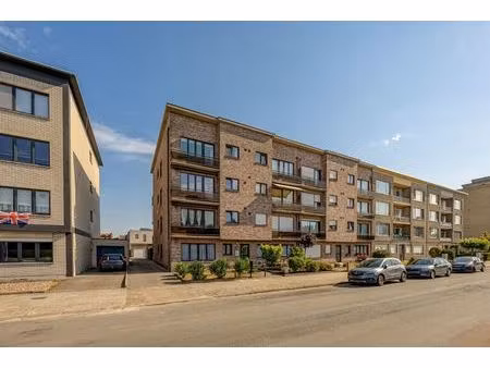 appartement te koop in ekeren met 2 slaapkamers