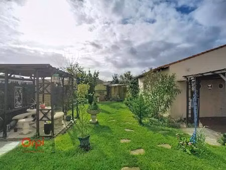 rezé – maison familiale proche tramway ligne 3 avec jardin