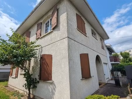 "talence universités maison familiale de 159 m²  6 chambres  véranda et jardin"