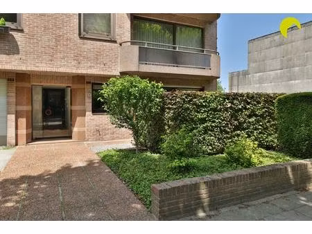 appartement te koop in wilrijk met 2 slaapkamers