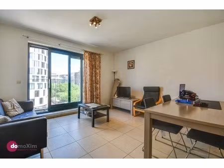 gemeubeld appartement met 2 slaapkamers in het hart van brussel