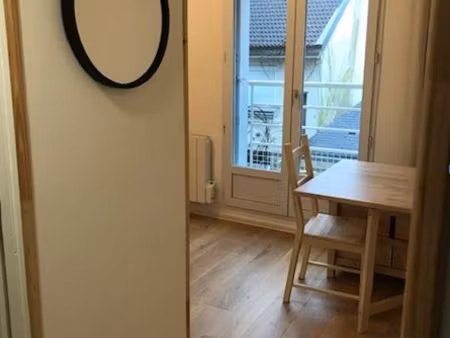 location appartement 1 pièce  18.08m²  nantes