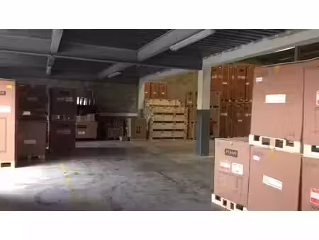 location local d’activités 3299m²