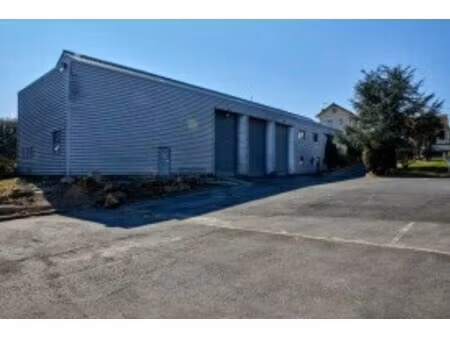 location entrepôt villeneuve le roi 94290 550m²