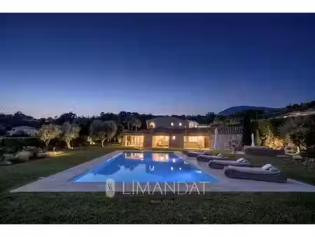 villa de 4 chambres de luxe en location valbonne  france