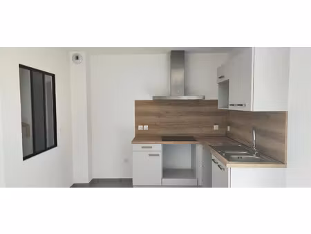 location maison 4 pièces 87 m² à castelginest (31780)
