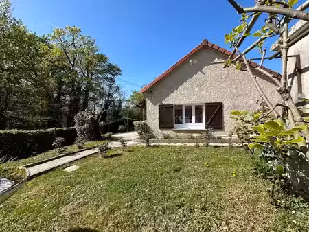 vente maison 4 pièces 98 m² à chateaufort (78117)  380 000 €