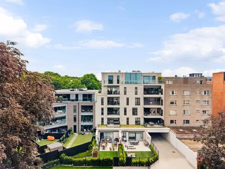 appartement te koop in genk met 2 slaapkamers