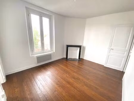location appartement 3 pièces 47m²