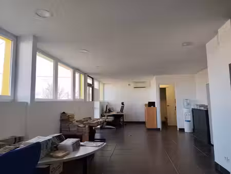 location bureaux 87m²