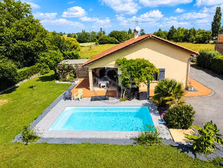 villa pp avec piscine?parcelle 1 169 m²