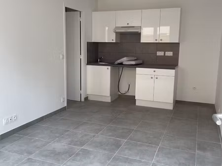 location appartement 2 pièces 25m² st maur des fosses 94210