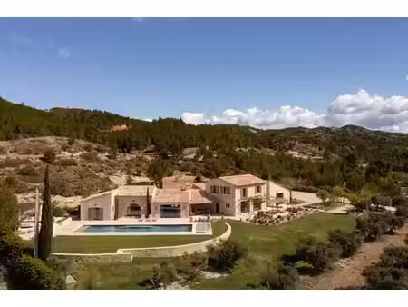 maison de 9 pièces de luxe en location saint-rémy-de-provence  provence-alpes-côte d'azur