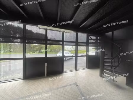 location bureaux 99 m²