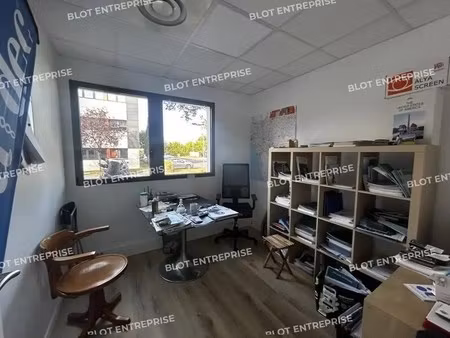 location bureaux 75 m² à 225 m²