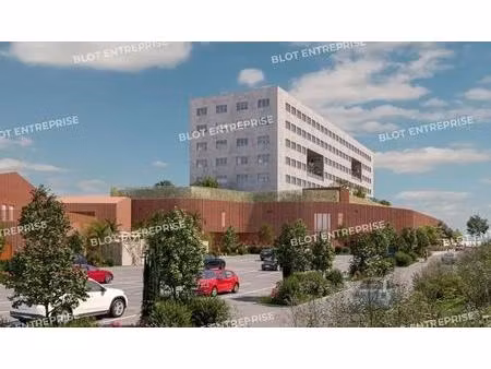 location bureaux 245 m² à 6 783 m²