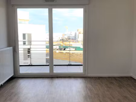 location appartement 3 pièces  56.43m²  bussy