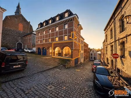 surface commerciale à vendre à cour de la paroisse 1 thuin (vbe39112)