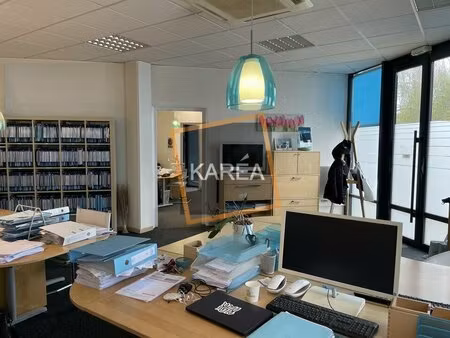 location local commercial 86m² serris 77700