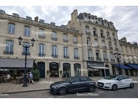 location bureaux 132 m²