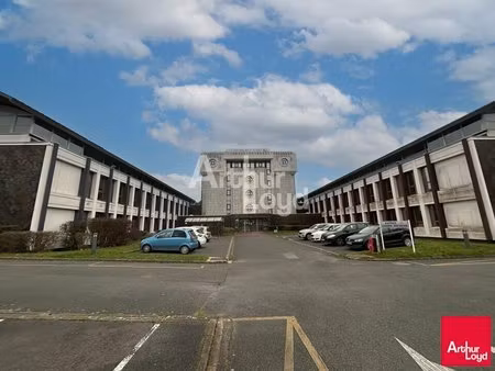 vente bureaux 115 m² à 10 508 m²