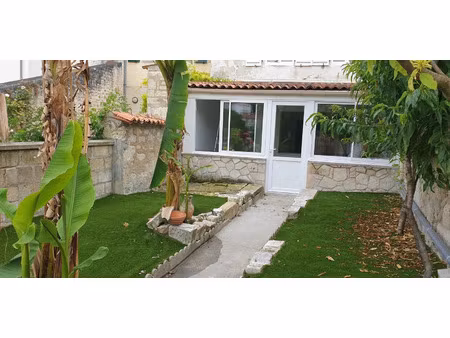 vente appartement 11 pièces 205 m² saintes (17100)