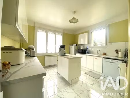 maison à poigny-la-forêt (78125)