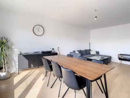 appartement te huur in aartselaar met 2 slaapkamers