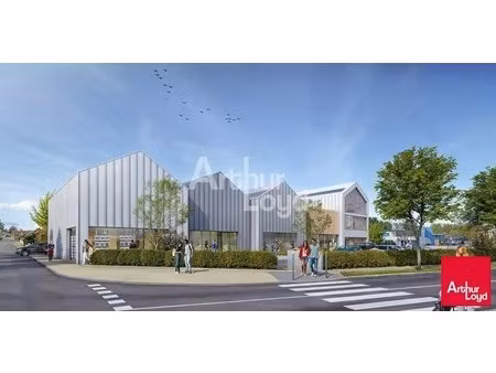 location commerce saint gervais la foret 41350 161m²