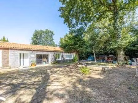 vente maison à mervent (85200) : à vendre / 121m² mervent